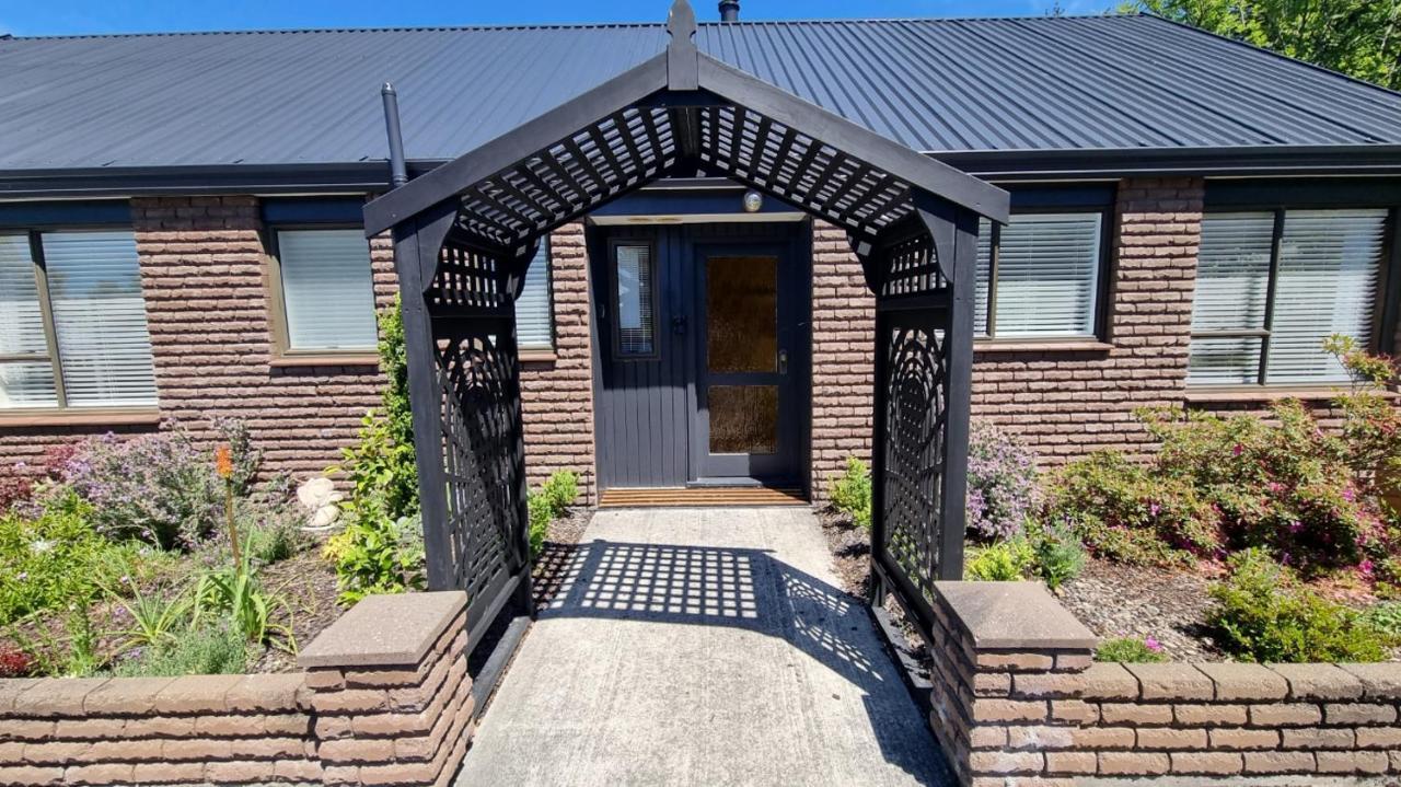 27 Alpine Avenue Villa Hanmer Springs Bagian luar foto